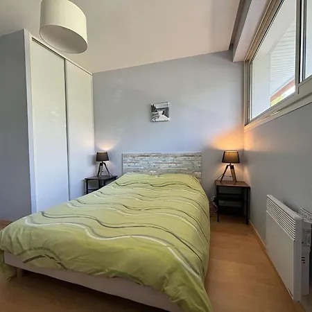 شقة Avec Terrasse Pour 4 Personnes, Rez-de-chaussee, Cuisine Equipee, - Fr-1-494-185 *