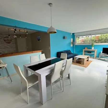 شقة Avec Terrasse Pour 4 Personnes, Rez-de-chaussee, Cuisine Equipee, - Fr-1-494-185